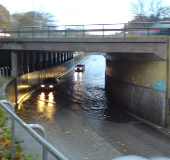 Lite mycket vatten i tunneln